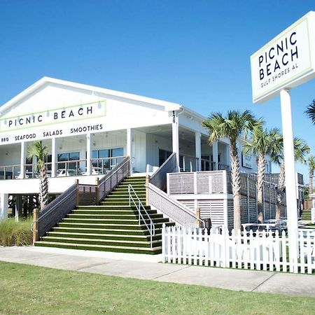 Budget Friendly Condo Perfect For A Romantic Getaway Within Walking Distance To The Beach! Gulf Shores Exterior foto