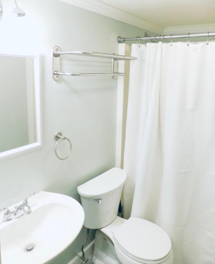Budget Friendly Condo Perfect For A Romantic Getaway Within Walking Distance To The Beach! Gulf Shores Exterior foto