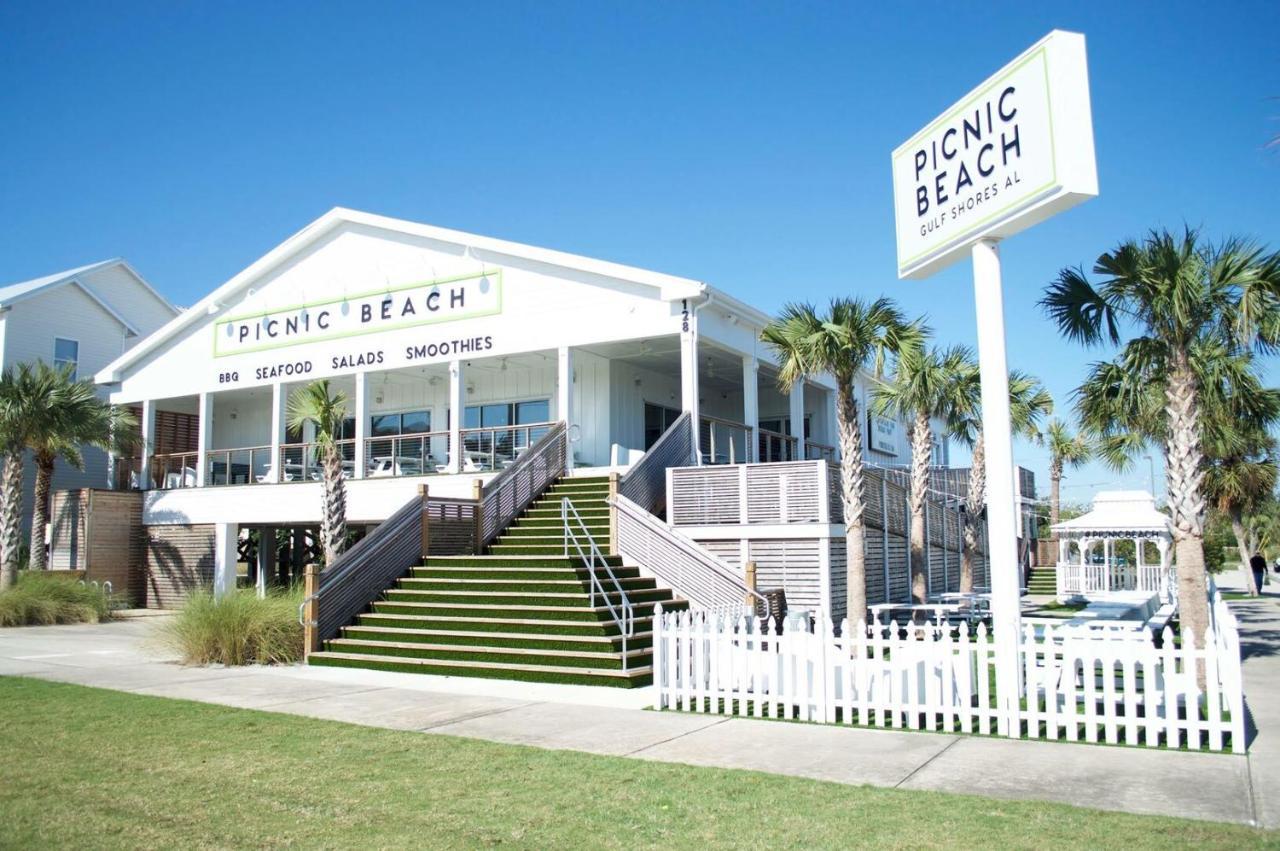 Budget Friendly Condo Perfect For A Romantic Getaway Within Walking Distance To The Beach! Gulf Shores Exterior foto